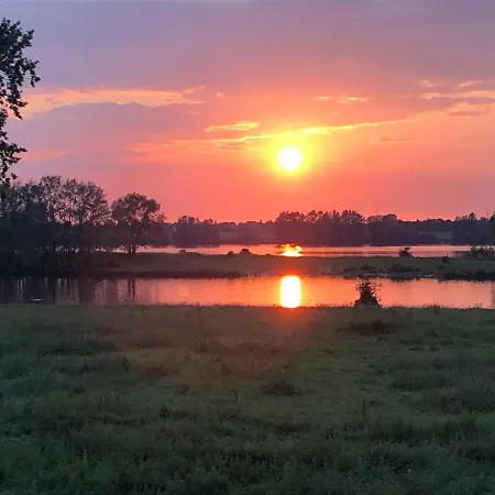 Roer, Aan De Maas Hébergement de vacances *