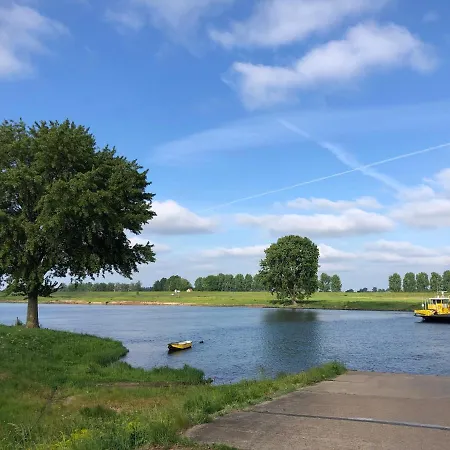 Hébergement de vacances Roer, Aan De Maas
